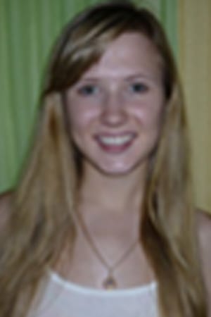 Lola Yelistratova